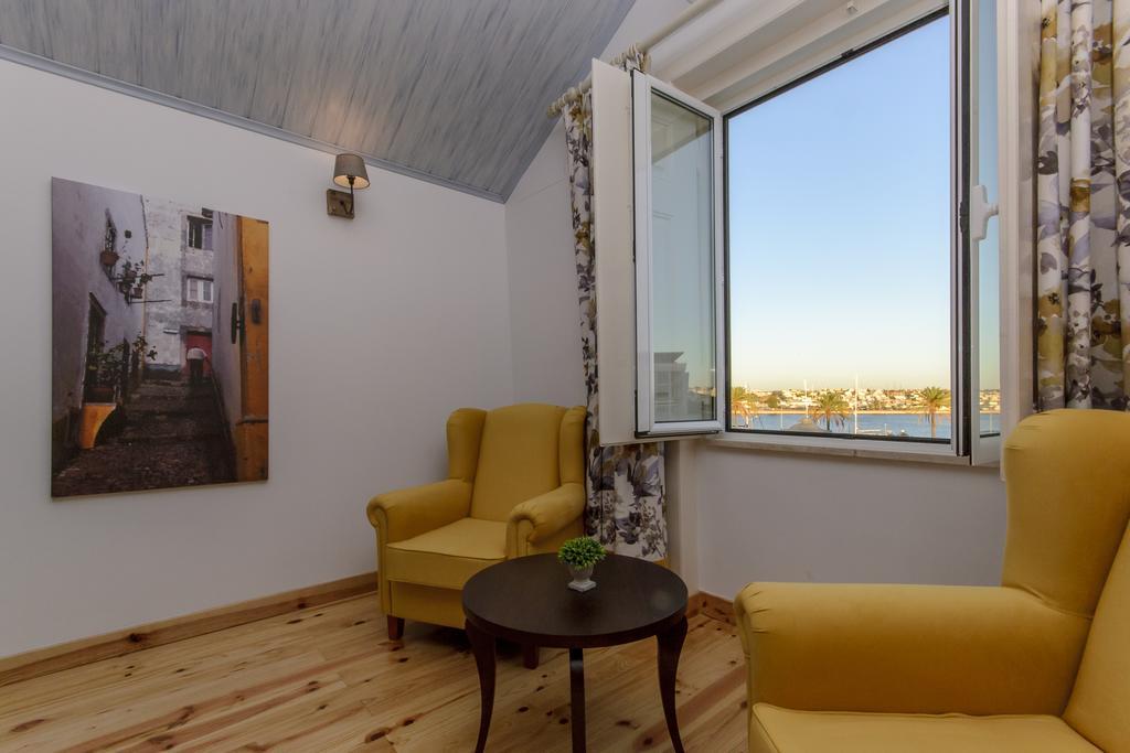 Villa Rio Guest House Suites 波尔蒂芒 外观 照片